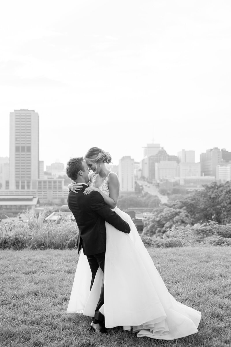 Bride and groom getting married in luxury Richmond Virginia wedding