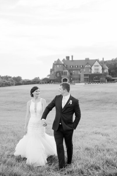 Luxury wedding at Dover Hall Wedding venue as a Virginia wedding day