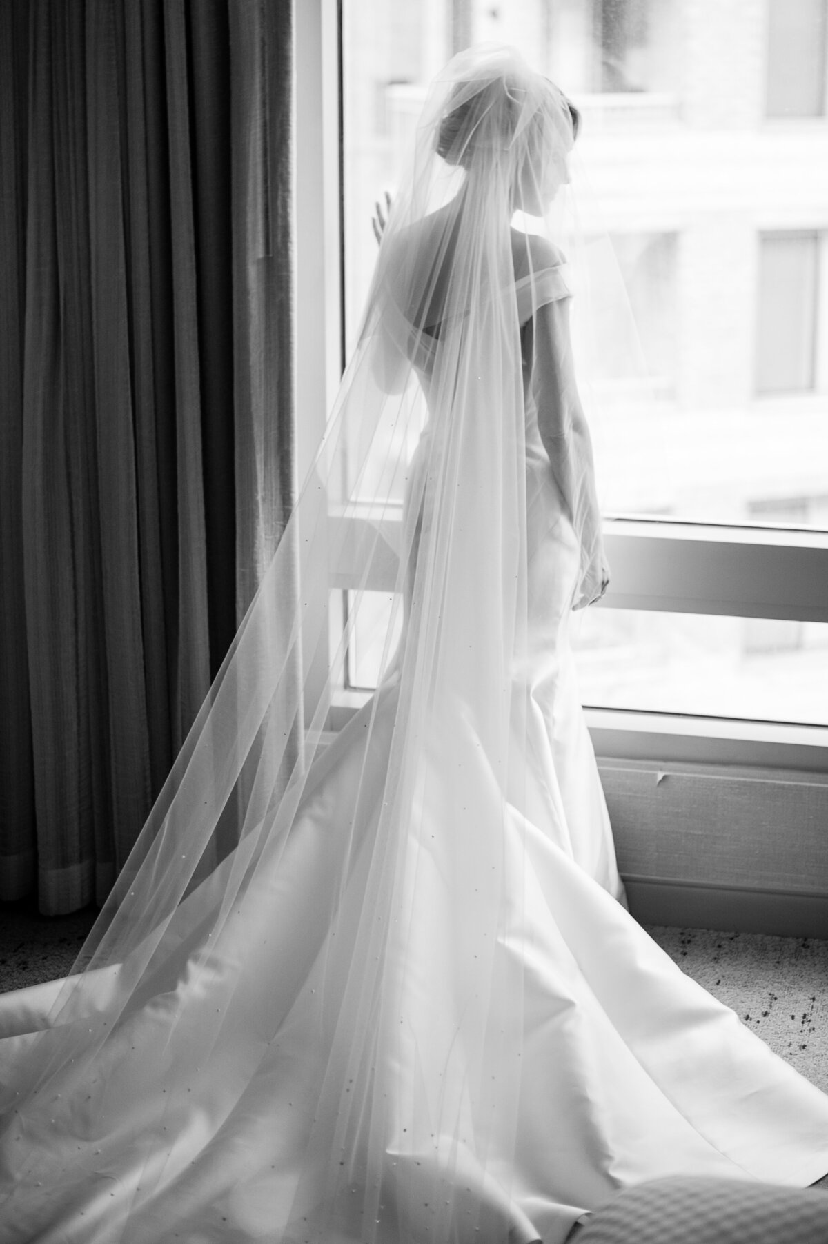 Bride and groom at Washington Golf and Country Club luxury Washington DC wedding