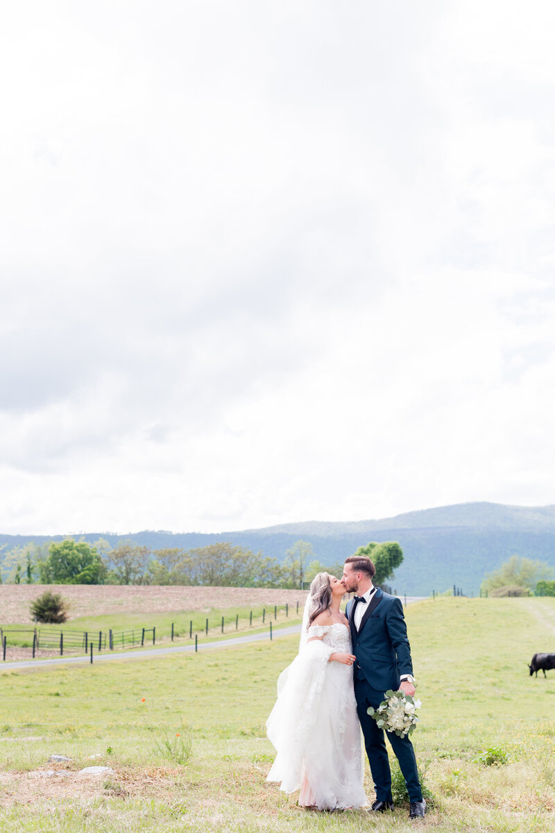 bride and groom getting married during Virginia wedding