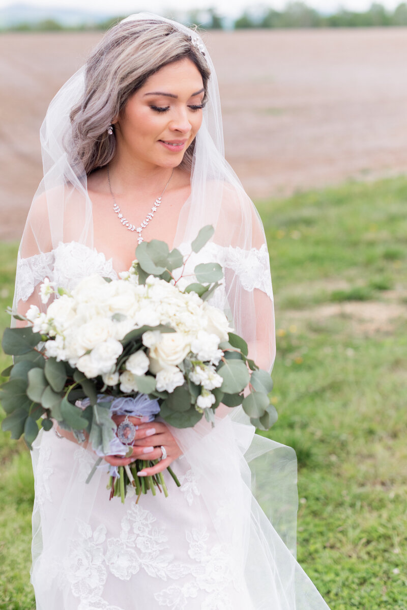 bride and groom getting married during Virginia wedding