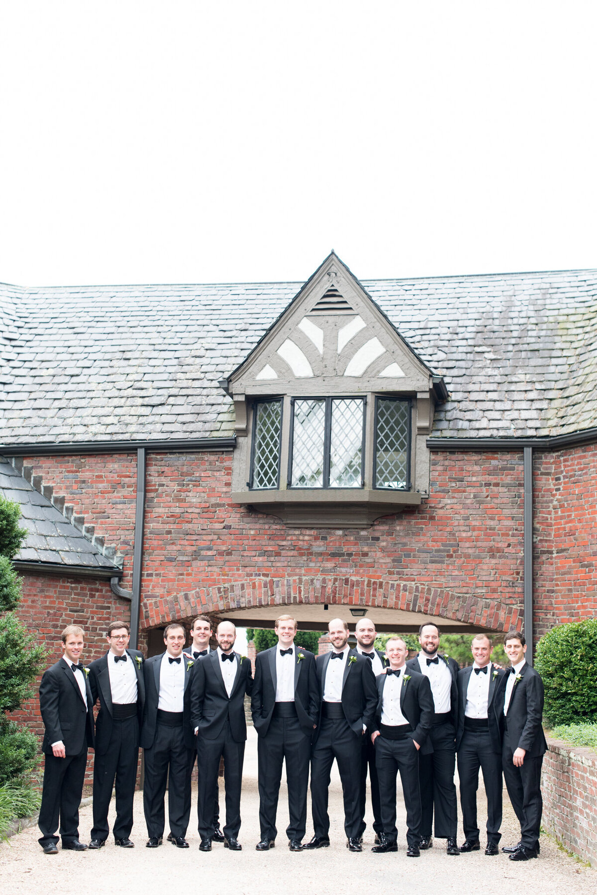 Groom and groomsmen at Luxury Virginia wedding day