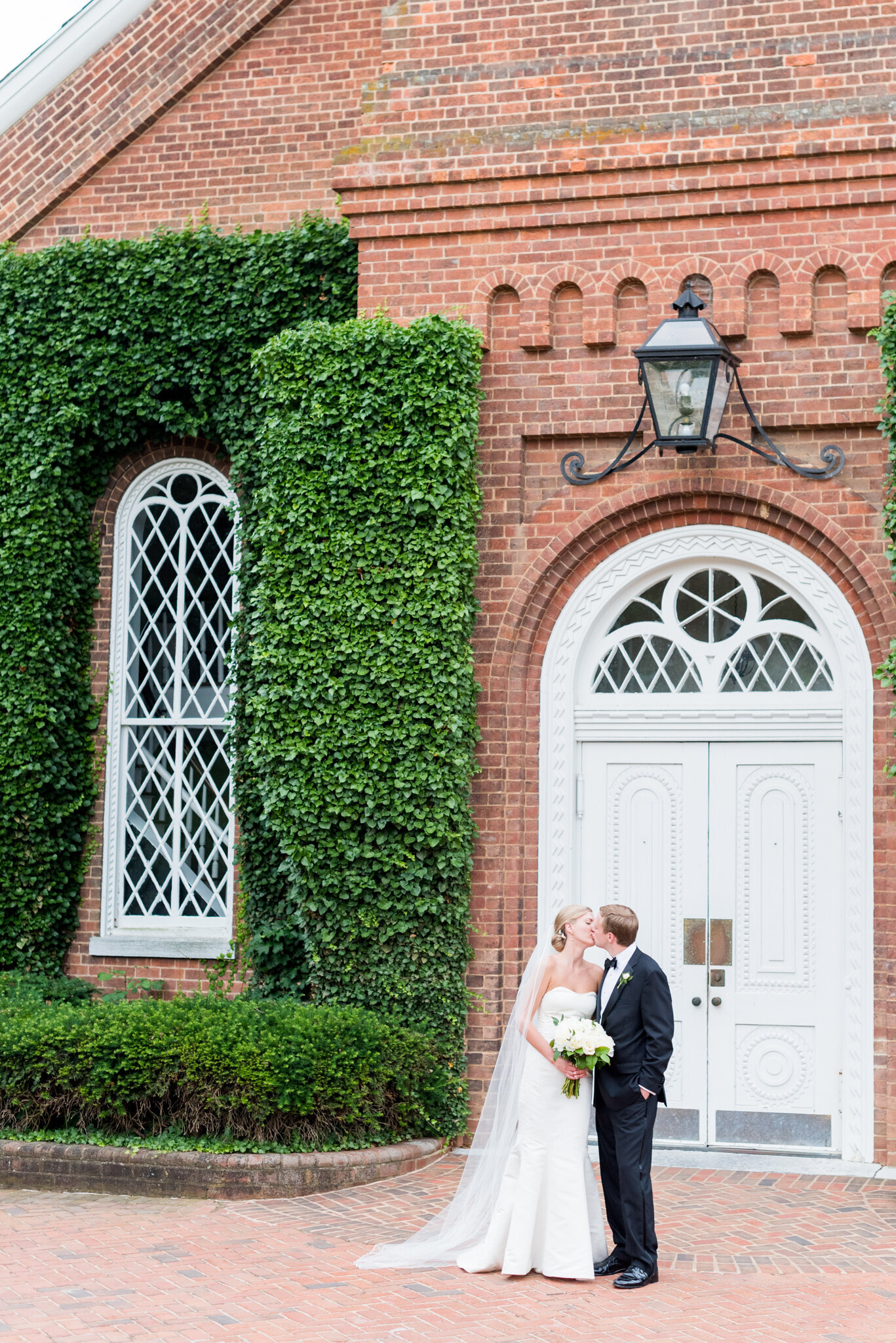 Washington and Lee University wedding with ballroom luxury Virginia wedding